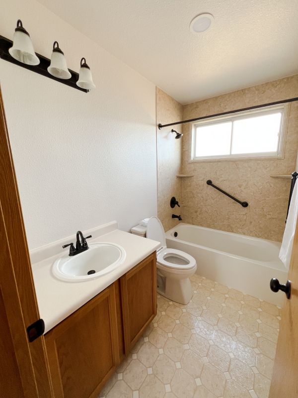 Top Bathroom Remodeling Companies in Port Saint Lucie, FL